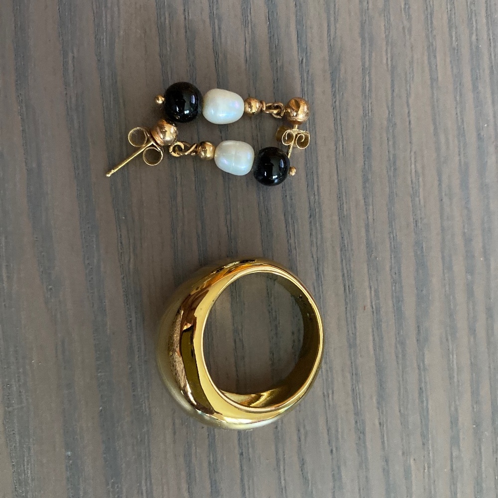 Ring and earrings